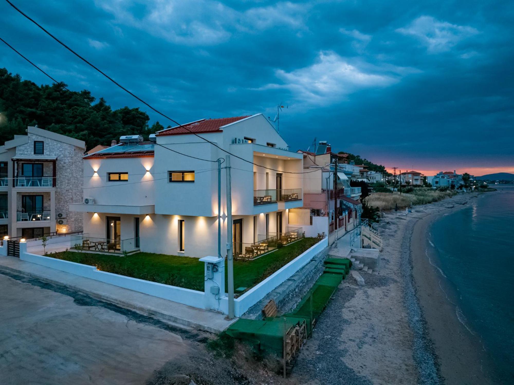 Azzurro E Verde By Rentalspro - Nea Potidaia Halkidiki Nea Poteidaia Ngoại thất bức ảnh